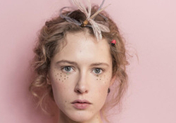 迪奧星星眼妝容怎么化？迪奧星星眼妝容畫法