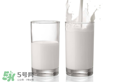 為什么不能空腹喝牛奶？早上空腹喝牛奶好嗎？