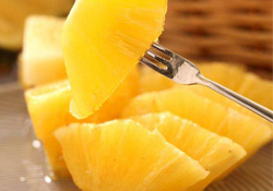 便秘可以吃菠蘿嗎？吃菠蘿會便秘嗎？