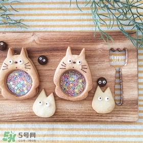 彩繪玻璃餅干怎么做？彩繪玻璃餅干做法