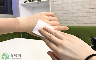 歐萊雅玻尿酸嘭嘭水怎么用?歐萊雅玻尿酸導(dǎo)入膨潤精華用法 歐萊雅玻尿酸嘭嘭水怎么用?歐萊雅玻尿酸導(dǎo)入膨潤精華用法