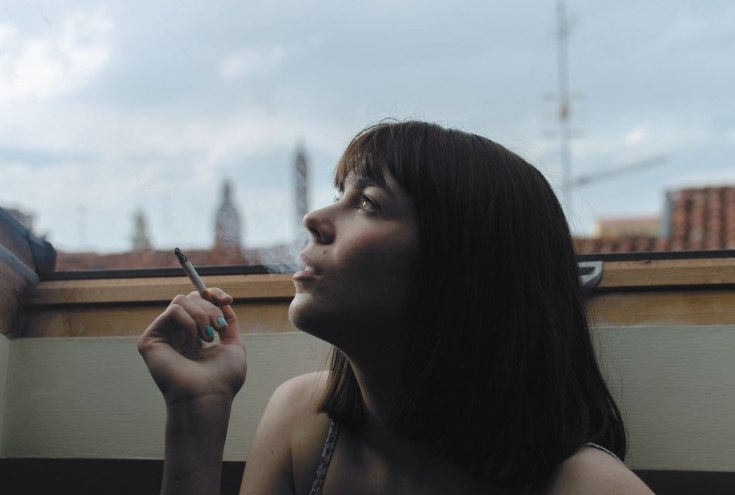 乳暈有小疙瘩是怎么回事？乳暈什么顏色正常