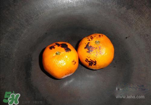 烤橘子怎么烤？烤橘子用什么火烤？