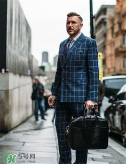 格子西裝怎么搭配？格子西服怎么搭配好看？