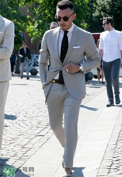 格子西裝怎么搭配？格子西服怎么搭配好看？