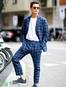 格子西裝怎么搭配？格子西服怎么搭配好看？