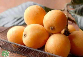 枇杷和草莓能一起吃嗎？枇杷能和草莓能一起吃嗎？