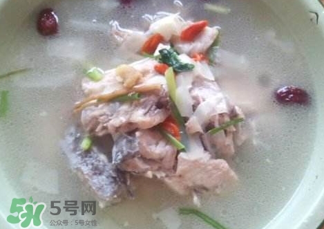 得了猩紅熱可以吃魚(yú)嗎?感染猩紅熱能吃魚(yú)嗎?