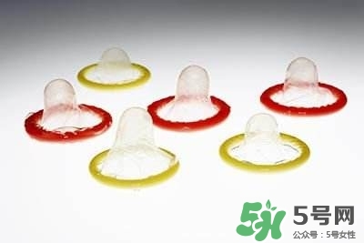 安全套有潤滑油嗎？安全套有潤滑劑的一面向里還是向外