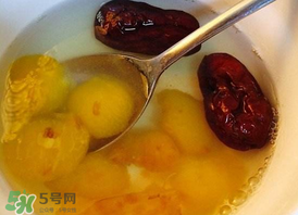 枇杷和棗能一起煮嗎？枇杷和紅棗能一起煮嗎？