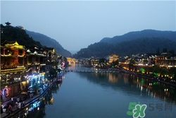 4月份去長沙穿什么？四月份去長沙穿什么衣服？