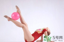 月經(jīng)提前半個(gè)月怎么回事？月經(jīng)提前半個(gè)月什么原因？