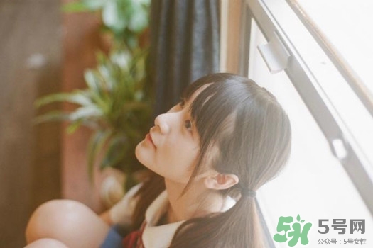 頭發(fā)干枯毛躁用什么洗發(fā)水好？頭發(fā)干枯毛躁洗發(fā)水推薦