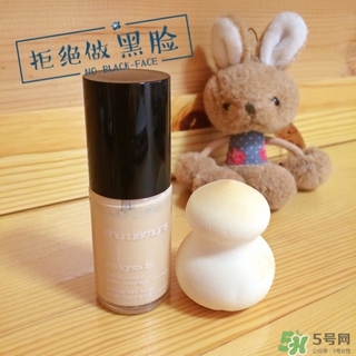 植村秀小燈泡584和784哪個白？植村秀小燈泡584和784對比