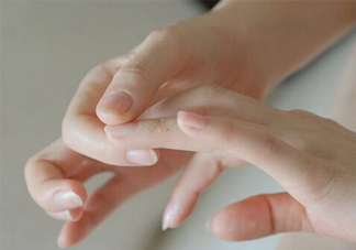 風(fēng)濕可以喝酒嗎？類(lèi)風(fēng)濕能喝白酒嗎？