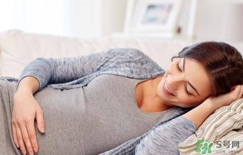 保胎無憂膠囊對(duì)胎兒有影響嗎？保胎無憂膠囊吃多久？