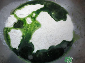 菠菜汁和面怎么取汁？菠菜汁和面的做法
