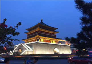 4月份去西安穿什么？四月份去西安穿什么衣服？