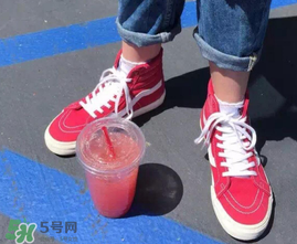 vans是什么牌子？vans范斯是什么檔次？