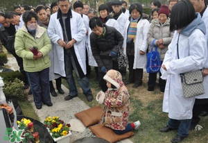 清明節(jié)能下葬嗎？2017年清明節(jié)前下葬吉日