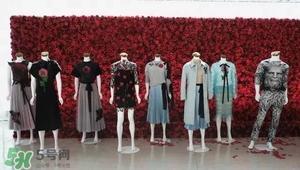 asics tiger美女與野獸合作款有哪些？asics美女與野獸多少錢？