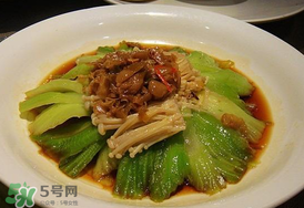 薺菜和金針菇能一起吃嗎？薺菜能和金針菇一起炒嗎？