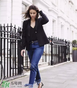 毛邊牛仔褲搭配什么鞋？毛邊牛仔褲搭配什么鞋好看？