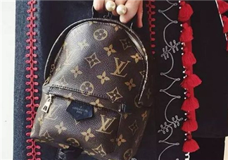 lv雙肩包怎么看真假？lv雙肩包真假辨別