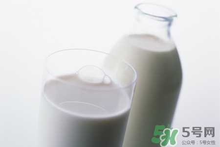 皮膚過敏能喝牛奶嗎？皮膚過敏喝牛奶好嗎？