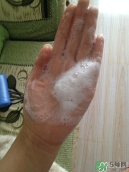 水之密語悅潤至美 水之密語悅潤至美洗發(fā)水 水之密語悅潤至美 水之密語悅潤至美洗發(fā)水