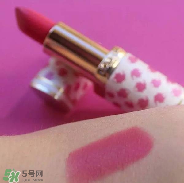 艾瑪口紅什么牌子？艾瑪沃特森口紅色號(hào)試色