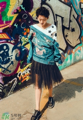 five plus美女與野獸合作款多少錢？five plus美女與野獸衣服價(jià)格