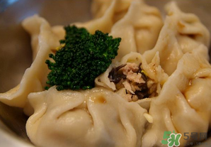 薺菜餃子可以放木耳嗎？薺菜水餃能加木耳嗎？