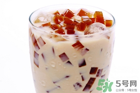 一點(diǎn)點(diǎn)為什么突然火了？1點(diǎn)點(diǎn)奶茶為什么那么火？