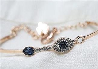 施華洛世奇惡魔之眼手鏈多少錢(qián)？施華洛世奇惡魔手鐲專柜價(jià)格