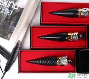 紅底鞋口紅是什么牌子？紅底鞋口紅試色