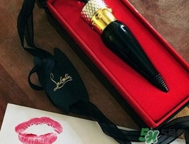 紅底鞋口紅是什么牌子？紅底鞋口紅試色