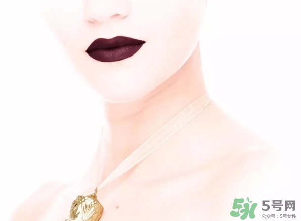 紅底鞋口紅是什么牌子？紅底鞋口紅試色