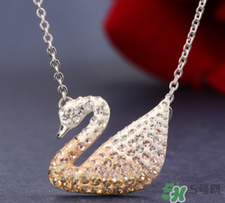 施華洛世奇項鏈能沾水嗎？施華洛世奇項鏈為什么不能沾水？