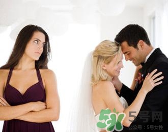 和同事一夜情了怎么辦？和同事發(fā)生一夜情怎么正常相處