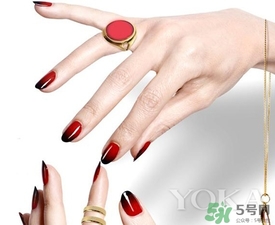 cl指甲油多少錢？cl紅底鞋指甲油專柜價格