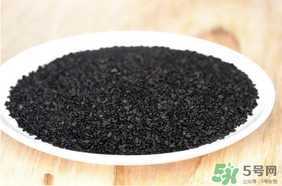 薺菜和芝麻能一起吃嗎？薺菜可以摻芝麻葉吃嗎？