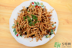 薺菜和魚(yú)腥草能一起吃嗎？薺菜和魚(yú)腥草可以同時(shí)泡茶嗎？