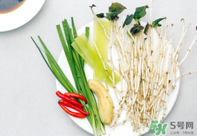 薺菜和魚(yú)腥草能一起吃嗎？薺菜和魚(yú)腥草可以同時(shí)泡茶嗎？