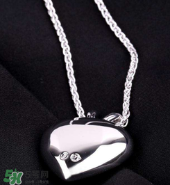 施華洛世奇項(xiàng)鏈洗澡能帶嗎？施華洛世奇項(xiàng)鏈可以帶著洗澡嗎？