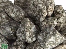 麥飯石鍋是什么材質(zhì)？麥飯石鍋是石頭做的嗎？