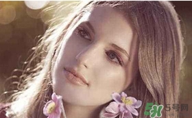 早起手心發(fā)熱怎么回事？早起手心為什么發(fā)熱？