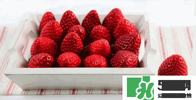 草莓吃完喝啤酒會(huì)中毒嗎？吃草莓后喝啤酒會(huì)不會(huì)中毒