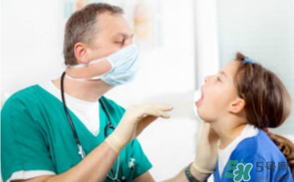 吃什么能治好喉嚨痛？喉嚨痛吃什么好得快？