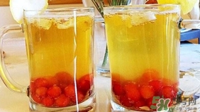 草莓吃完喝啤酒會(huì)中毒嗎？吃草莓后喝啤酒會(huì)不會(huì)中毒